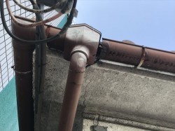 ズレた樋