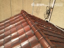 葺き替え工事前和瓦