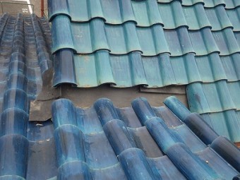 平行谷板金取り付け