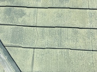 平瓦の状態 ヒビが入ってる部分
