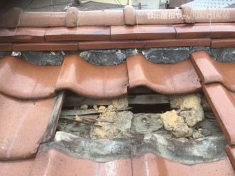 屋根下地