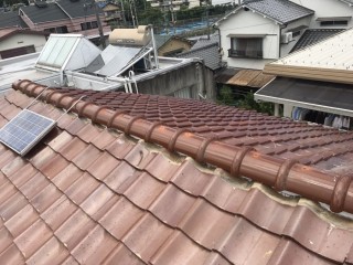 7寸丸棟瓦を並べて完成