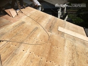 コンパネ貼り