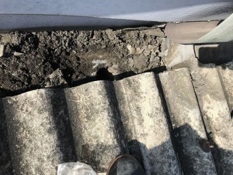 雨漏りの原因は排水口の詰まり