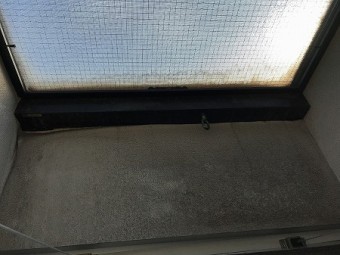 次は室内から天窓を見ます。
