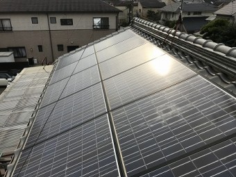 反対側の南面にはソーラーが。