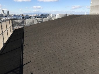 シングル屋根の点検です。