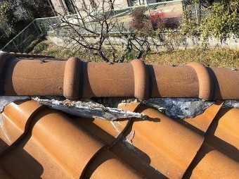 漆喰剥がれ