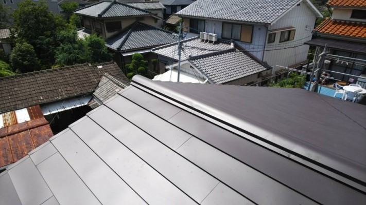 カレッセの葺上工事が完了しました。