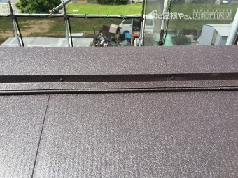 門真市 MFシルキーの棟包板金取り付け