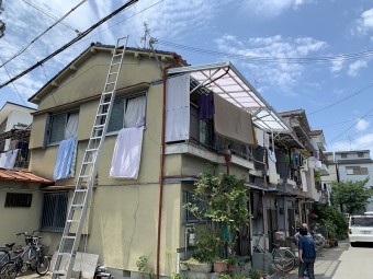 連棟屋根の屋根調査をします。