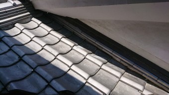 壁際のし瓦の積み直し完了