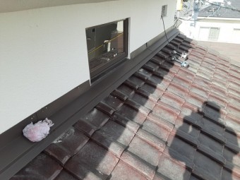 壁際板金の仕舞です。