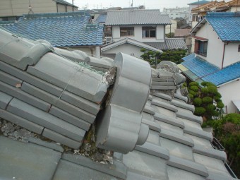 降り鬼瓦