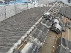 枚方市モニエル瓦施工前