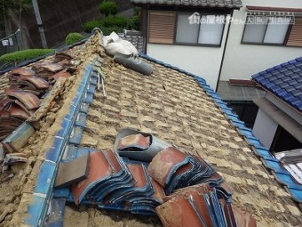 瓦メクリ