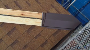 棟板金取り付け