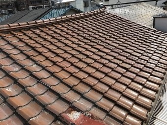 屋根は繋がった一つの屋根です。
