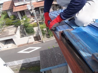 既存ケラバ瓦・解体