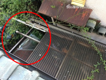 枚方市 波板の飛散