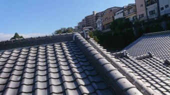 枚方市瓦葺きなおし後