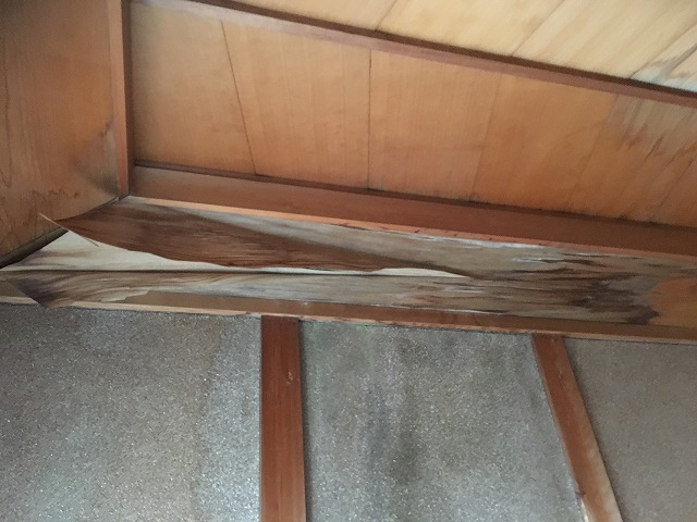 天井シミ　枚方市