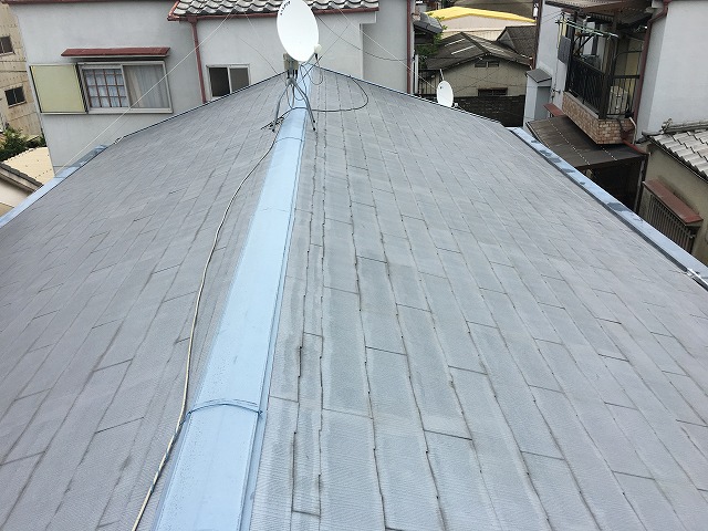 施工前屋根の状態、屋根材はカラーベスト