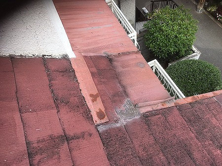 寝屋川市で寿命を迎えたカラーベスト調査｜雨漏りリスクと改修提案