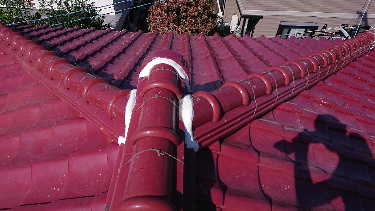 棟瓦の漆喰補修