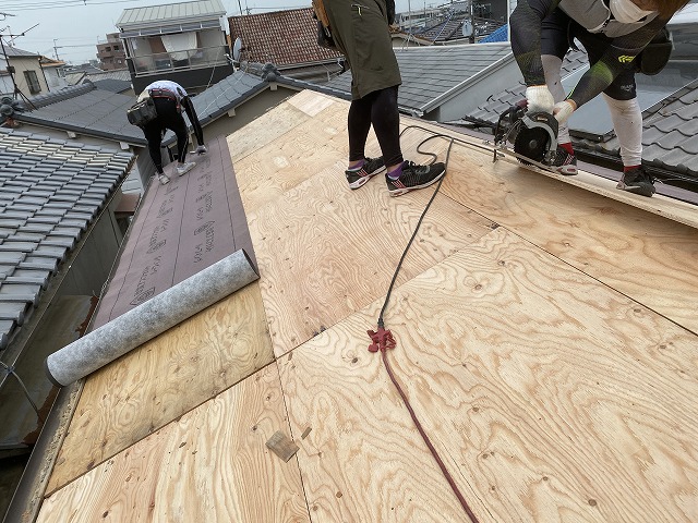 コンパネ貼り　寝屋川市