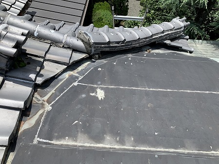 枚方市でお寺の雨漏り調査｜唐破風と複雑な隅棟の仕舞いまで徹底解説