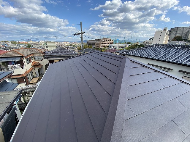 屋根全景枚方市