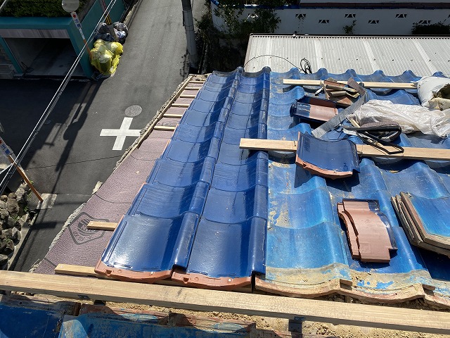 地瓦葺き　枚方市