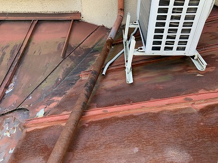 下屋根谷部錆び