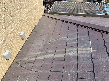 守口市にて希少な彩色石綿スレート、エタニット製のスレート瓦の屋根の点検を行いました