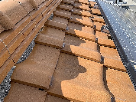 守口市で瓦屋根点検｜ソーラーパネル後付けによるメンテナンスの落とし穴