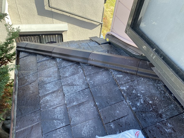 ルーガ棟瓦　枚方市