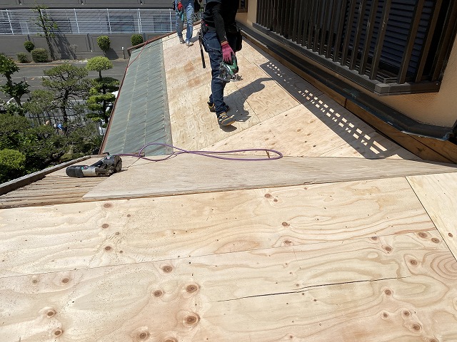 コンパネ貼り高槻市