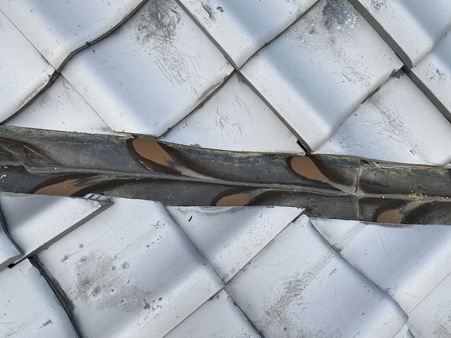 谷板金穴空き　大東市