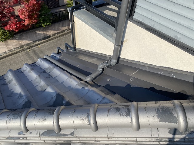 謎板金　枚方市