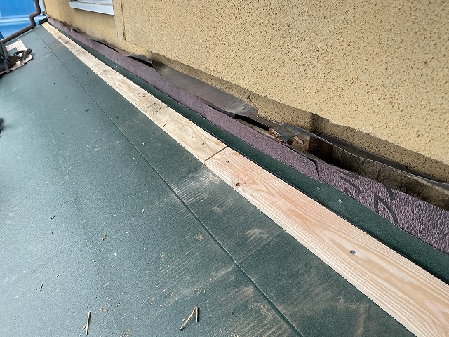 壁際板金　大東市