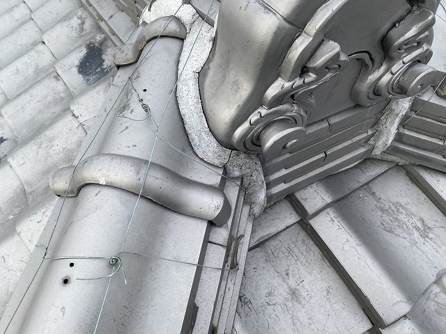 漆喰ひび割れ　寝屋川市