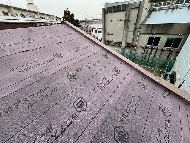 ゴムアスルーフィング門真市