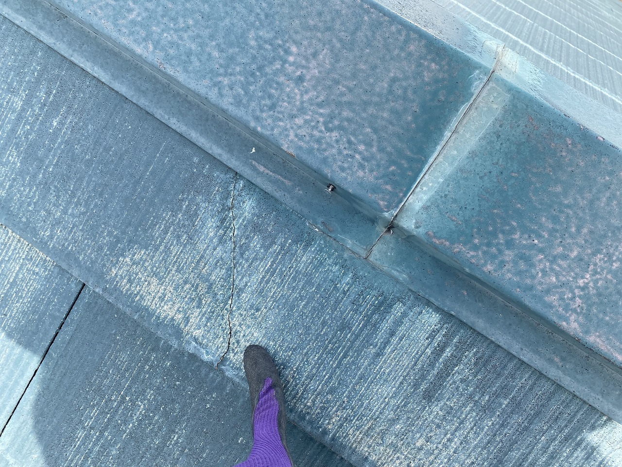 瓦割れ　寝屋川市