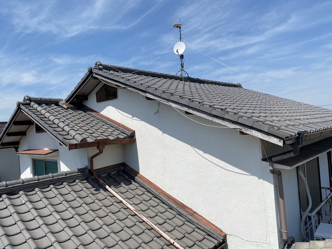 屋根全景　枚方市