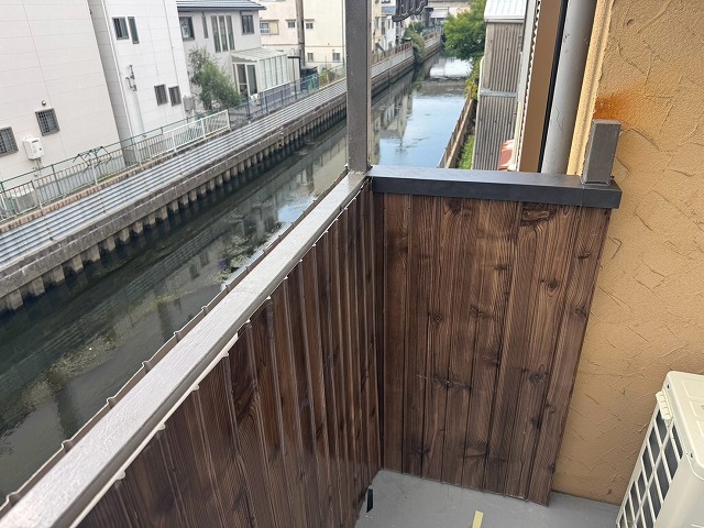 ベランダ笠木　門真市