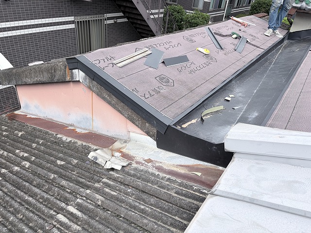 谷板金　大阪市