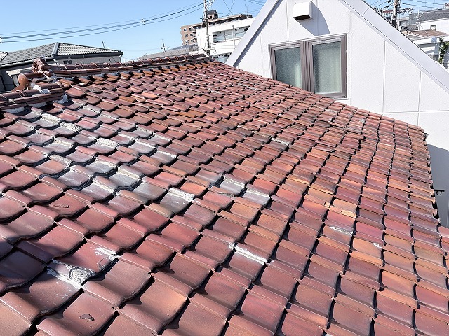 屋根全景　寝屋川市