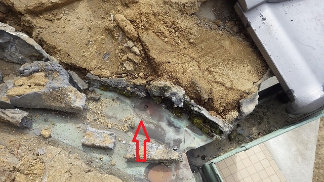 銅板穴あき　枚方市