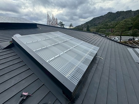 側面カバー板金